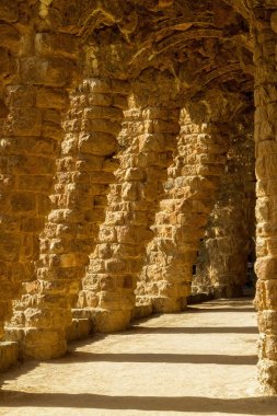 antonio dan Barcelona'da Park guell gaudi, İspanya