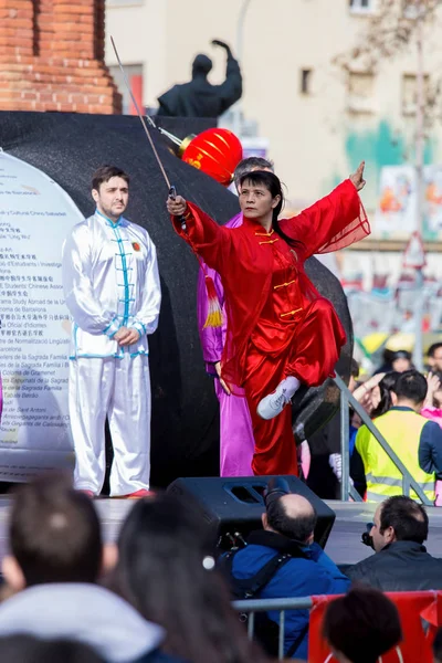 Participant of the Chinese new year parade in Barcelona — Stock Photo, Image