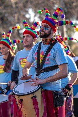 Barcelona İspanya karnaval geçit