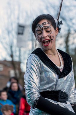 Katılımcı karnaval