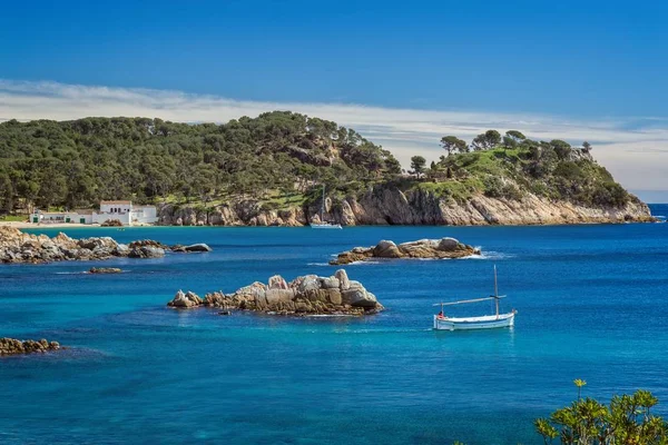 Detalle de la costa española en verano — Foto de Stock