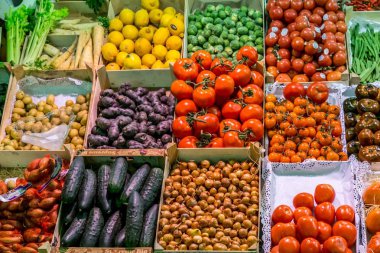 sebze ve meyve Barcelona ile ünlü la boqueria Pazar