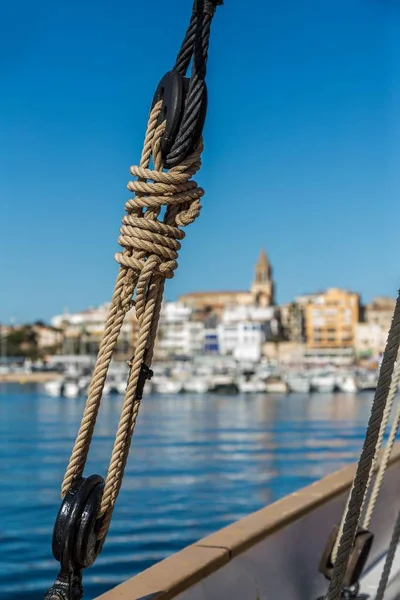 Pequeño pueblo español, Palamos — Foto de Stock