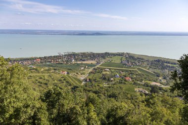 Balaton Gölü Macaristan üzerinden manzara