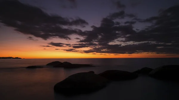 Beautiful sunrise in a bay in Costa Brava, Spain — Stock Photo, Image