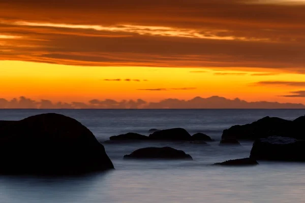 Чудовий схід сонця в затоці Коста - Брава (Іспанія). — стокове фото