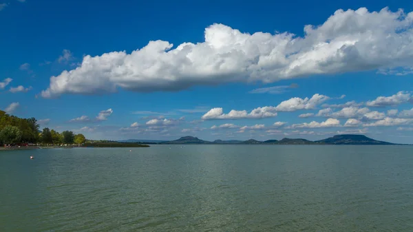 Paisagem agradável da Hungria, lago Balaton — Fotografia de Stock