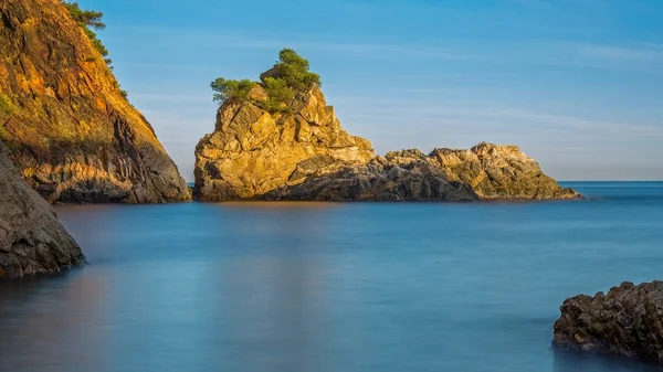 Ciekawych szczegółów na hiszpańskim wybrzeżu Costa Brava, La Fosca — Zdjęcie stockowe