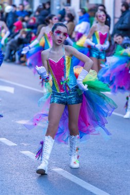 Palamos, İspanya - 10 Şubat 2018, geleneksel karnaval geçit küçük bir kasaba Palamos, Katalonya, İspanya .
