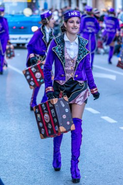 Palamos, İspanya - 10 Şubat 2018, geleneksel karnaval geçit küçük bir kasaba Palamos, Katalonya, İspanya .