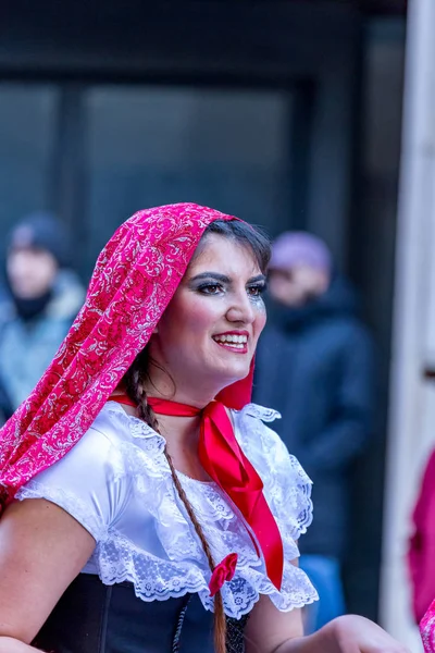 Palamos, Espagne - 10 février 2018, Carnaval traditionnel dans une petite ville de Palamos, en Catalogne, en Espagne  . — Photo