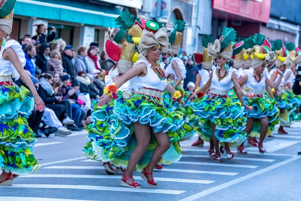 Palamos, Spain - february 10, 2018, Traditional carnival parade in a small town Palamos, in Catalonia, in Spain . — Stock Photo, Image