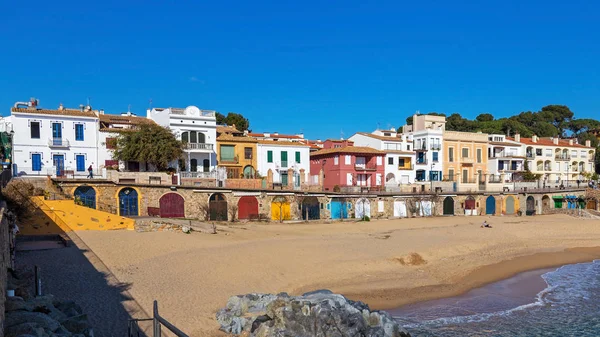 Village Calella de Palafrugell (Costa Brava, Espanha) no inverno — Fotografia de Stock