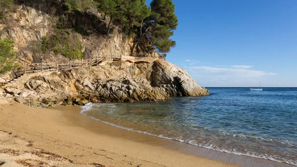 Belo detalhe da costa espanhola em Costa Brava, Sant Antoni de Calonge — Fotografia de Stock