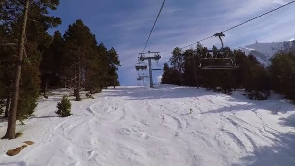 Beelden Van Skilift Pyreneeën Spanje Masella — Stockvideo