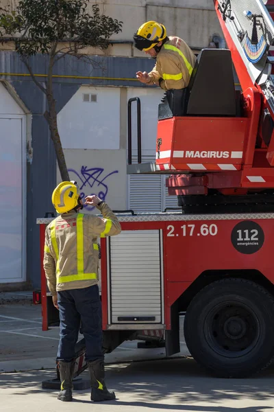 Exposición de bomberos en el pueblo de Palamos marzo 10, 2018, España —  Fotos de Stock