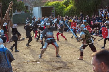 Ortaçağ Pazar Festivali İspanyol Köyü Calonge