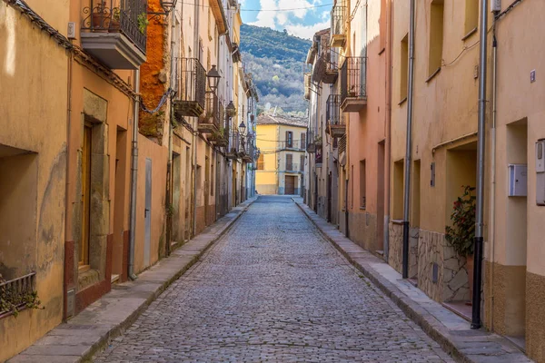 Beautiful old stone houses in Spain — Stock Photo, Image