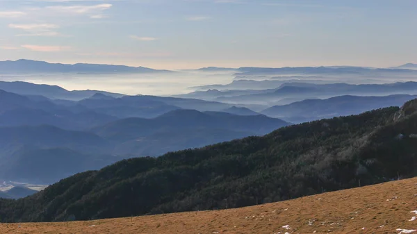 İspanyol yataydan güzel dağ Montseny — Stok fotoğraf