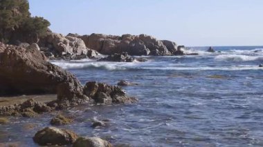 Katalonya 'da İspanyol Costa Brava' nın güzel deniz manzarası