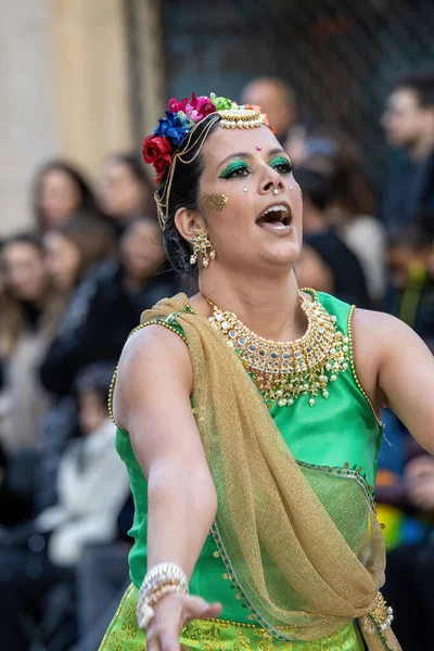 Katalonya Daki Bir Spanyol Kasabasında Geleneksel Karnaval Kostümlü Ilginç Makyajlı — Stok fotoğraf