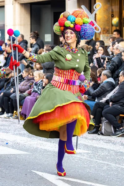 Traditionell Karneval Spansk Stad Palamos Katalonien Många Människor Kostym Och — Stockfoto