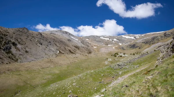 Дуже Приємна Долина Іспанії Гірські Піренеї Назва Юваль Нурія — стокове фото
