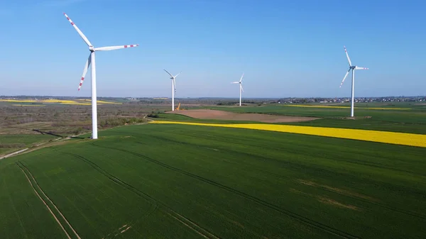 Ветряные Турбины Фермы Вырабатывают Электричество Померания Польша — стоковое фото