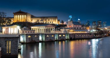 Philadelphia Sanat Müzesi ve su Nightscape birlikte Torna