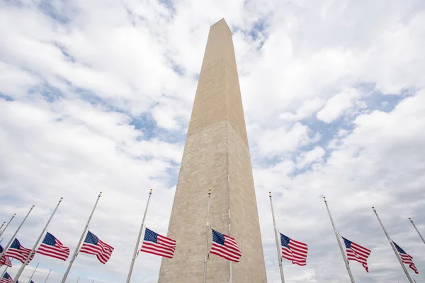 华盛顿纪念碑在华盛顿 dc — 图库照片