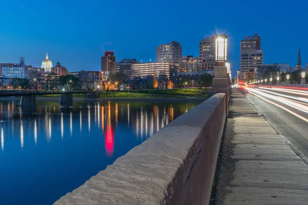 Skyline de noite de Harrisburg, Pensilvânia — Fotografia de Stock