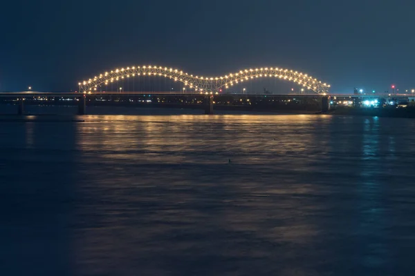 Hernando Desoto Bridge — Stockfoto