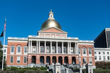 Massachusetts eyalet evi