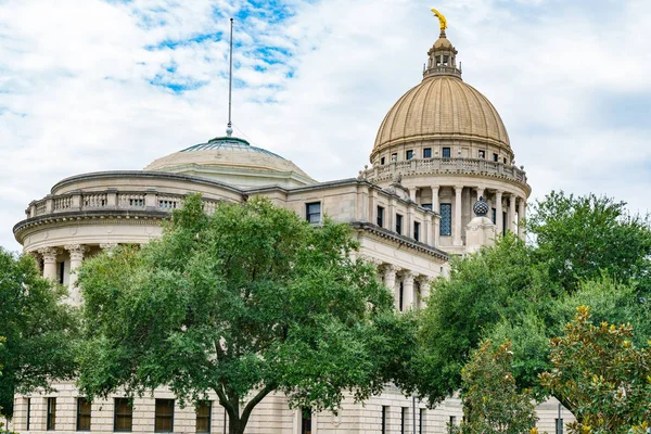 Exterior del edificio del Capitolio Estatal de Mississippi — Foto de Stock