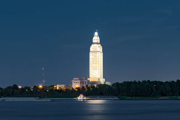 Louisiana State Capitol Building at Night — Stock fotografie