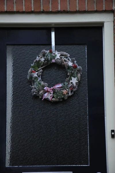 装飾クリスマスの花輪 — ストック写真
