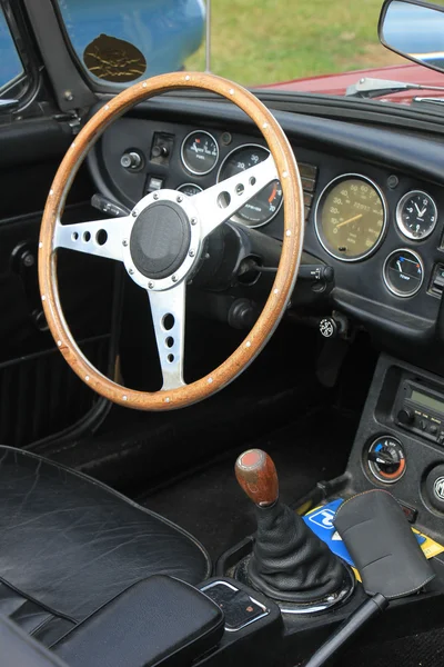 Vintage car dashboard — Stock Photo, Image