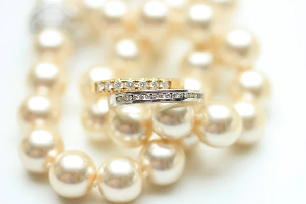 Diamond Bandes de mariage — Photo