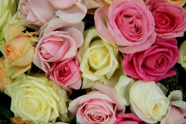 pastel düğün buketi