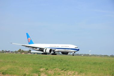 Amsterdam, Hollanda - 11 Mayıs 2015: B-2041 Çin Güney