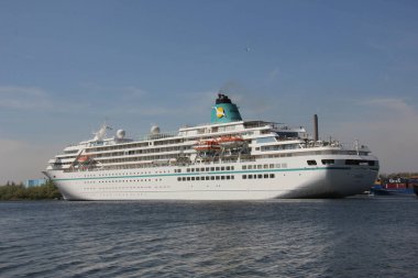 Velsen, Hollanda - 6th Mayıs 2016: Ms Amadea gemisi