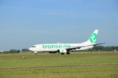 Amsterdam, Hollanda - 9 Haziran 2016: Ph-Hzw Transavia Boe