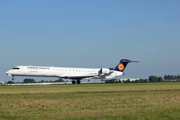 Amsterdã, Holanda - 18 de agosto de 2016: D-ACKA Lufthansa CityLine — Fotografia de Stock