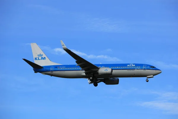 Ámsterdam, Países Bajos, 15 de julio de 2016: PH-BCE KLM Boeing 737 — Foto de Stock