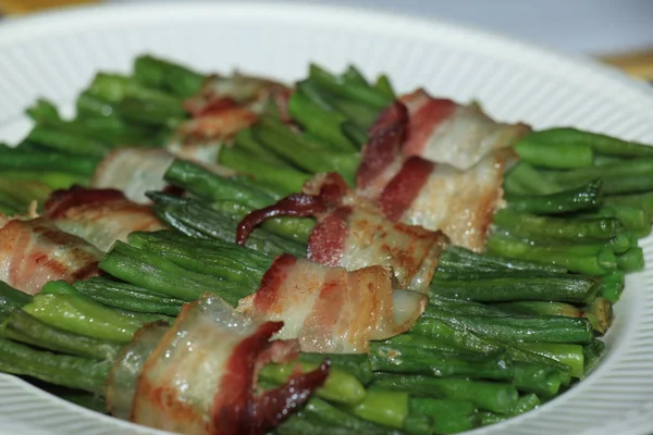 Green beans and bacon — Stock Photo, Image