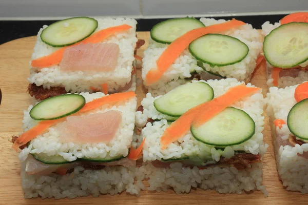 Japans ingedrukt sushi, Oshizushi — Stockfoto