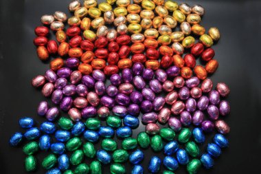 çikolata Paskalya yumurtaları