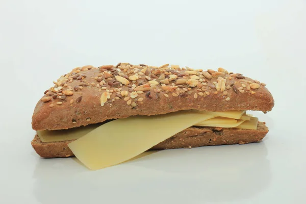 Sanduíche de queijo integral — Fotografia de Stock