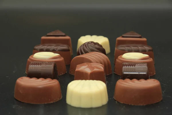 Diferentes tipos de chocolates — Foto de Stock