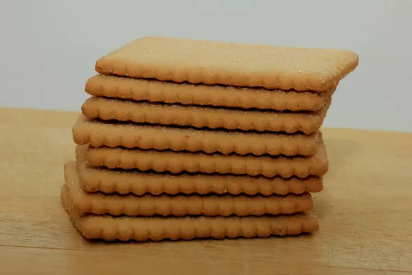Bisuitos simples empilhados — Fotografia de Stock